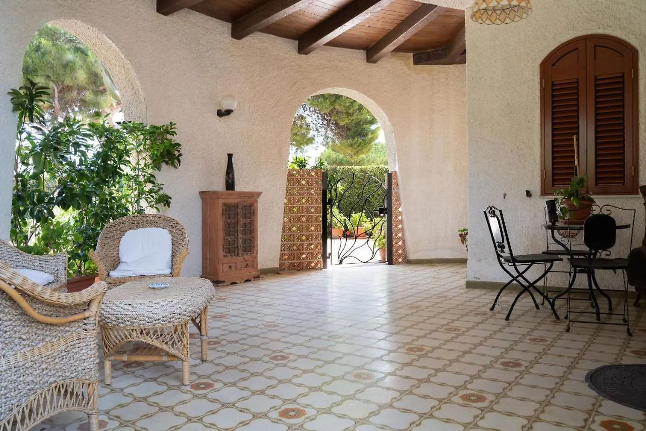 Terrazza Sul Plemmirio Bed & Breakfast Fanusa