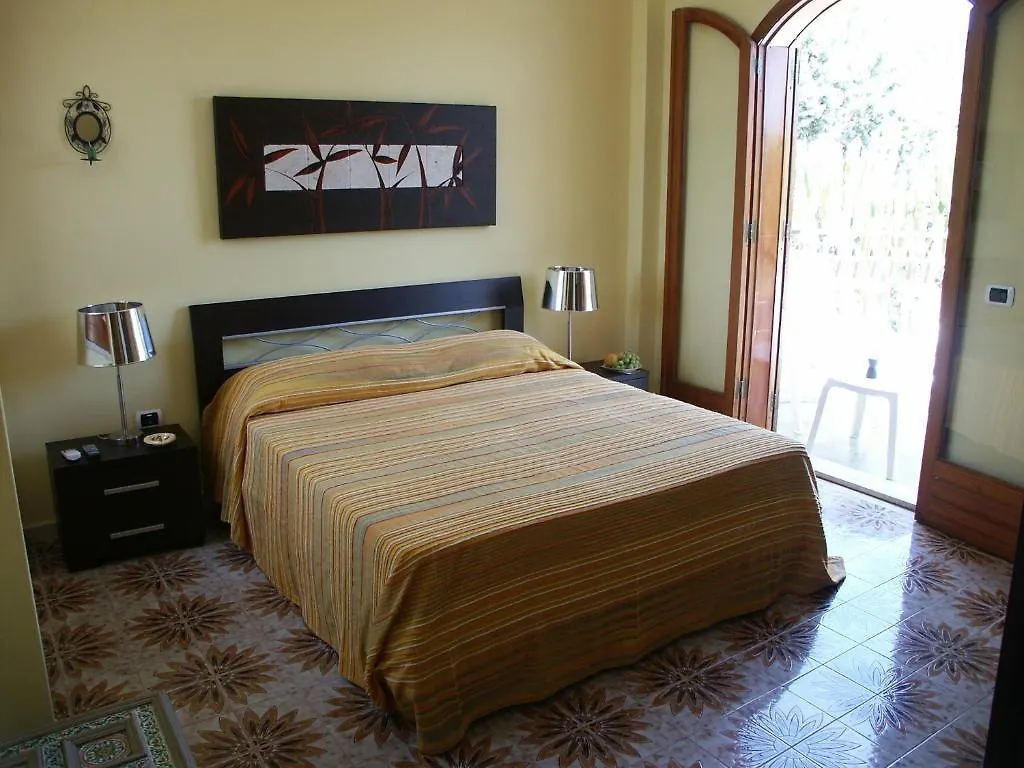 Terrazza Sul Plemmirio Bed & Breakfast Fanusa